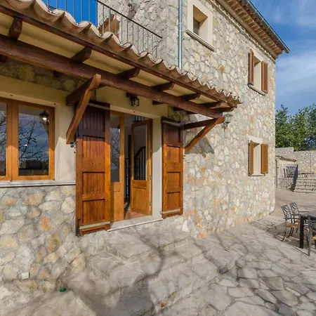 Yourhouse Son Sant Joan בית נופש אלרו