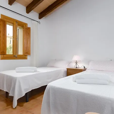 Yourhouse Son Sant Joan אלרו